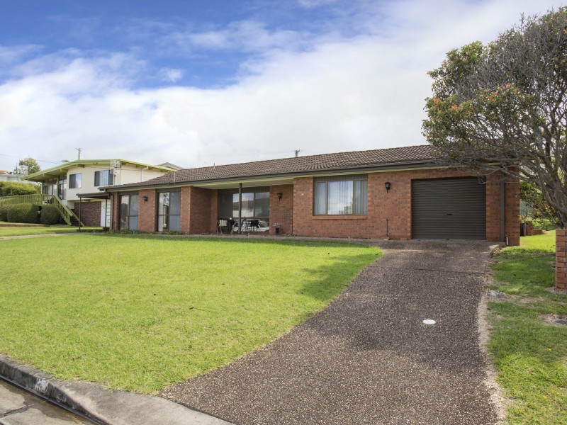 47 Clissold Street, Mollymook NSW 2539