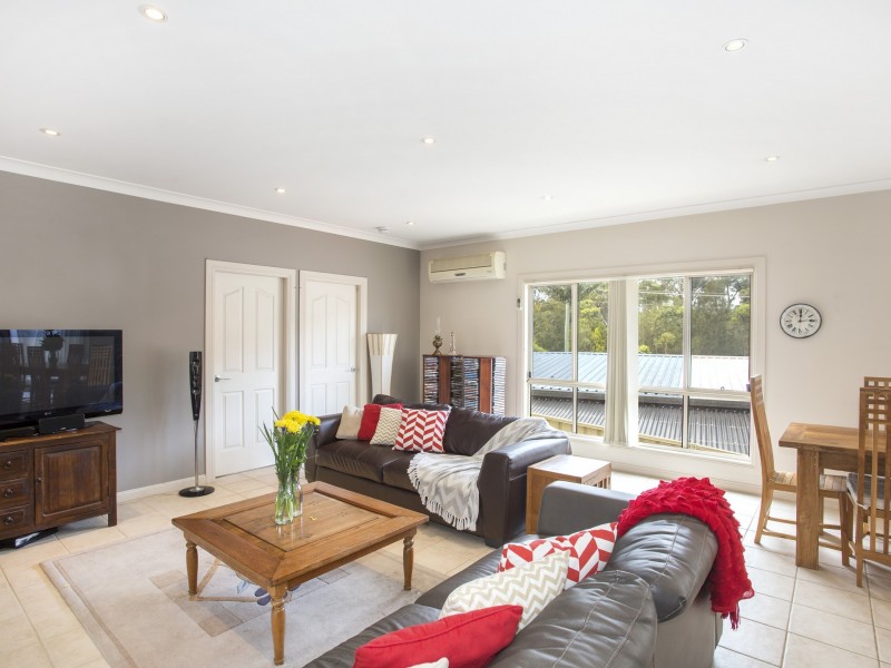 75 Lyra Drive, Lake Tabourie NSW 2539