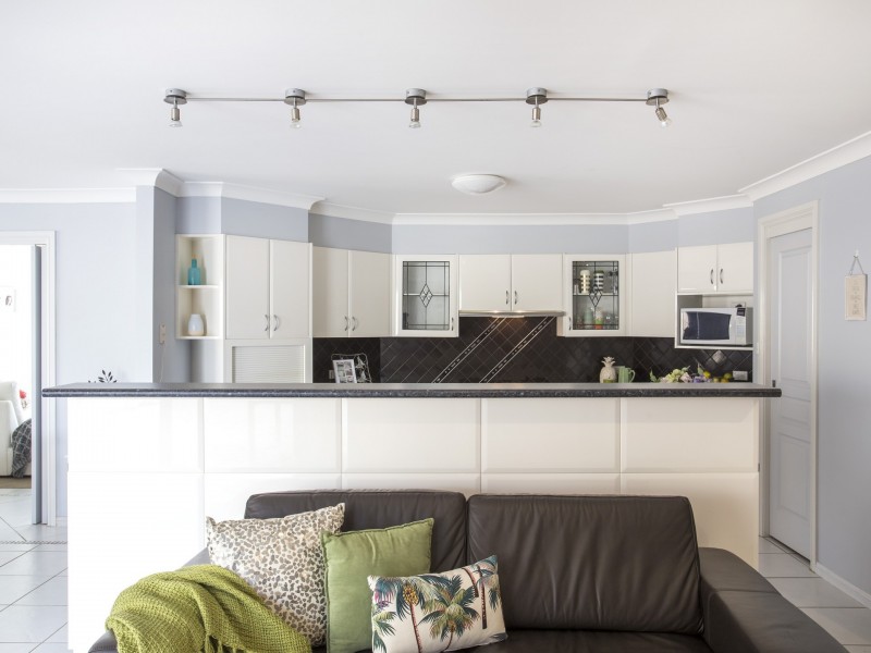17 Royal Mantle Drive, Ulladulla NSW 2539