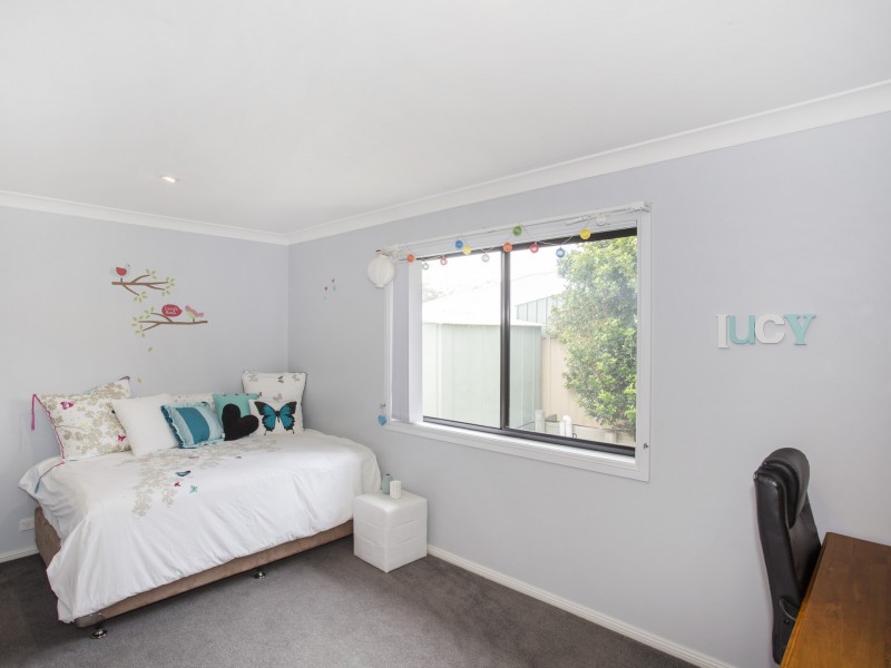 17 Royal Mantle Drive, Ulladulla NSW 2539