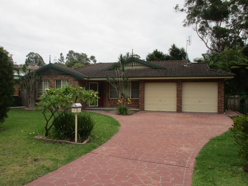 4 Sagittarius Way, Narrawallee NSW 2539