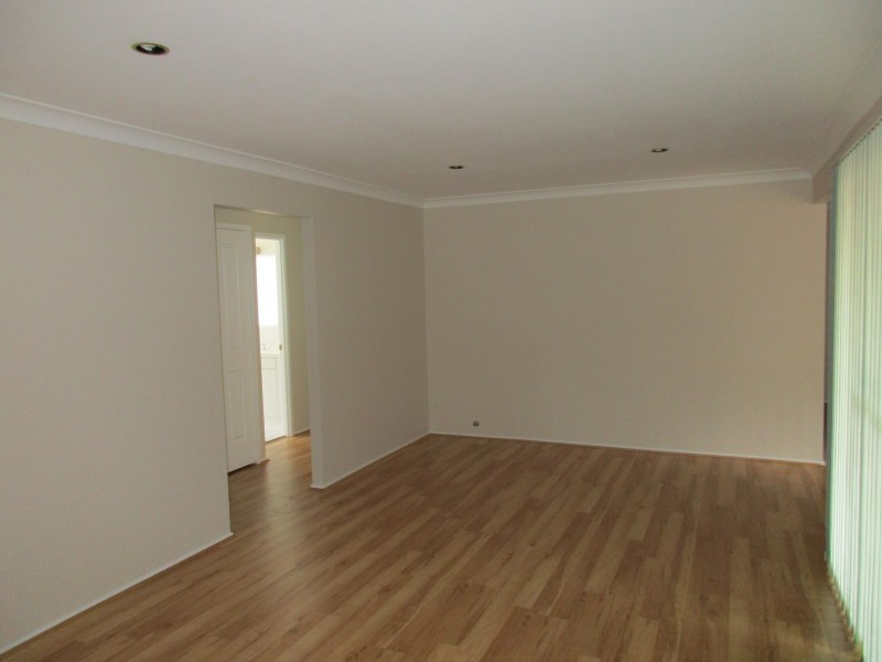 4 Sagittarius Way, Narrawallee NSW 2539