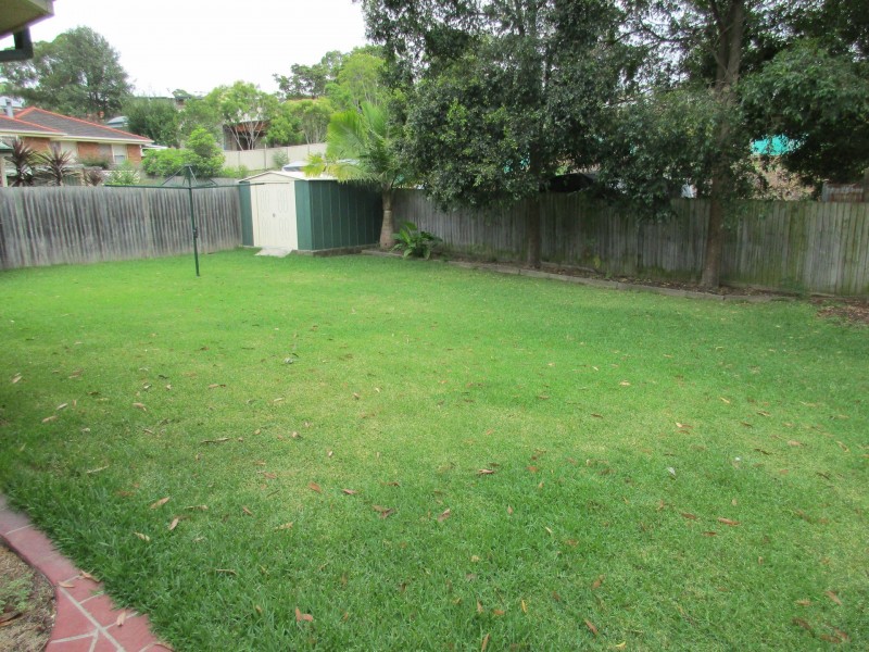 4 Sagittarius Way, Narrawallee NSW 2539