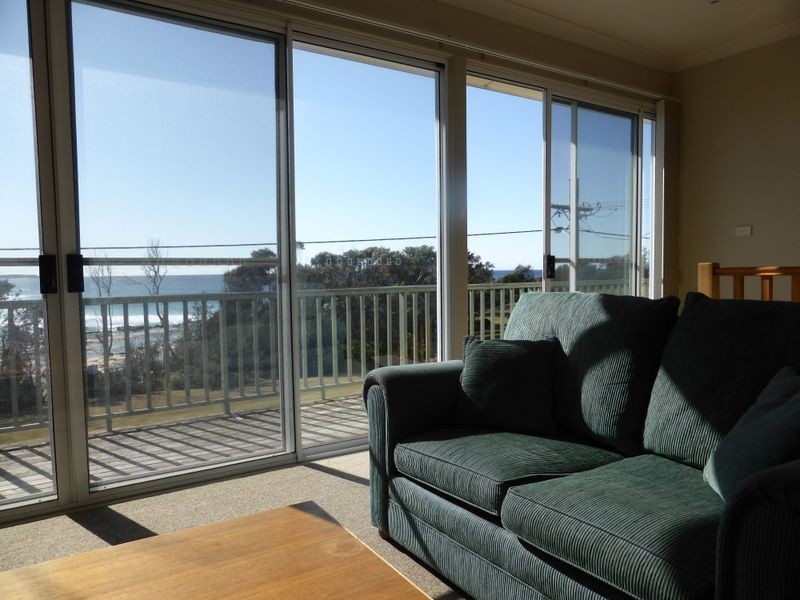 25 Seaside Parade, Dolphin Point NSW 2539