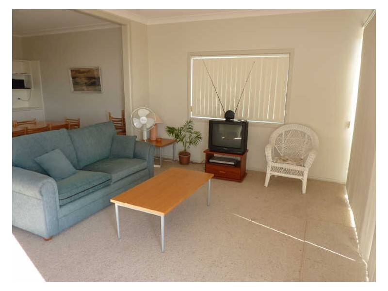 25 Seaside Parade, Dolphin Point NSW 2539