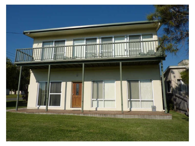 25 Seaside Parade, Dolphin Point NSW 2539