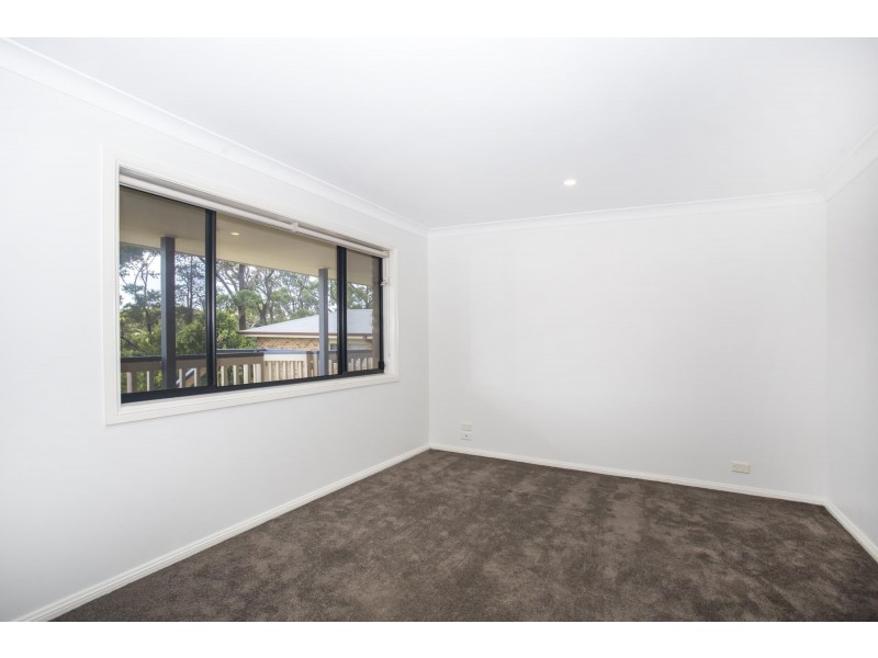 42 Royal Mantle Drive, Ulladulla NSW 2539