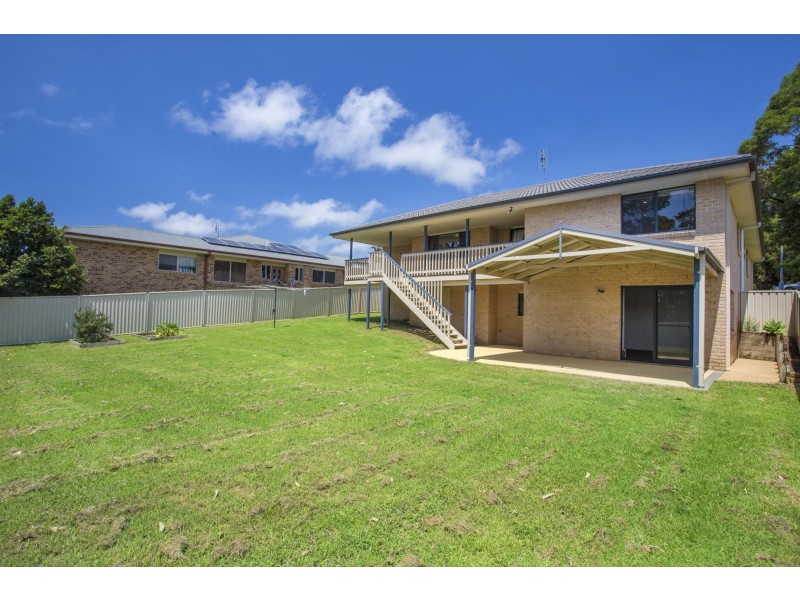 42 Royal Mantle Drive, Ulladulla NSW 2539