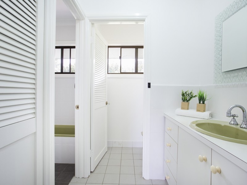 22 Windemere Drive, Conjola Park NSW 2539
