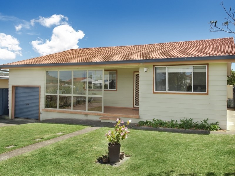 25 Martin Avenue, Ulladulla NSW 2539