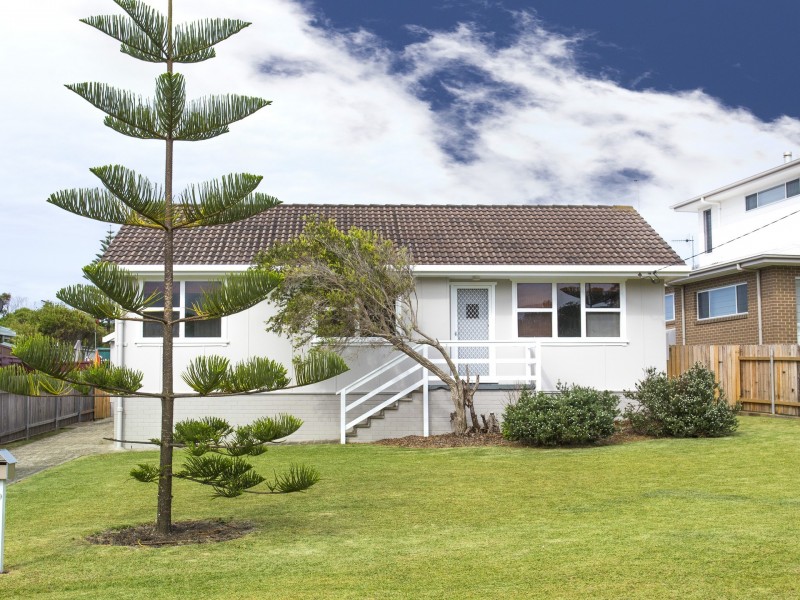 30 South Pacific Crescent, Ulladulla NSW 2539