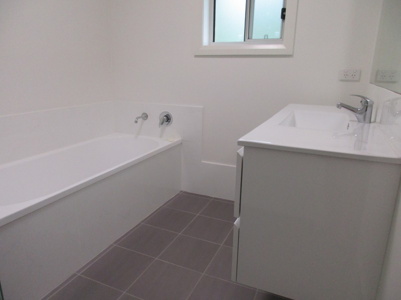 26 Scorpio Grove, Narrawallee NSW 2539