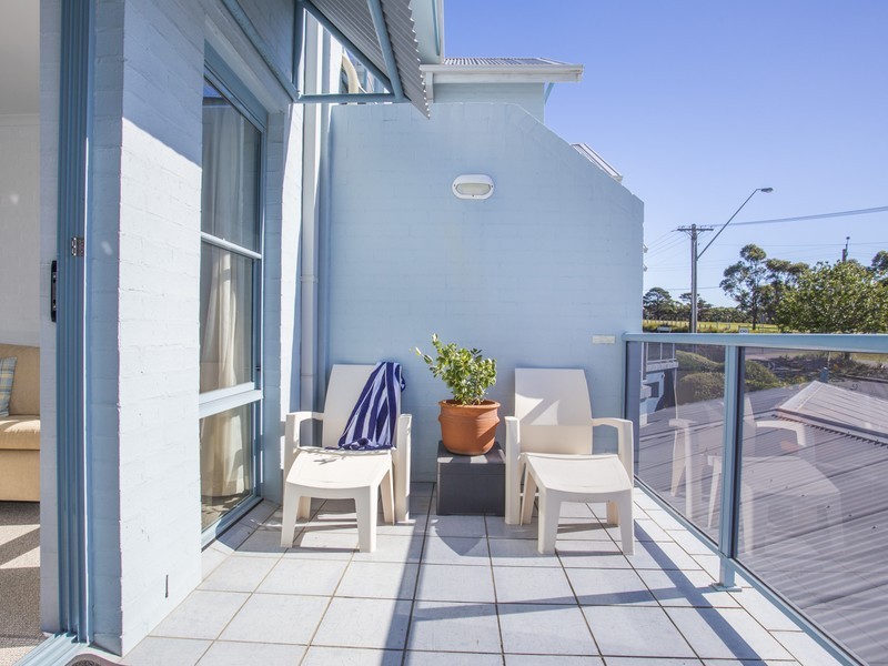1/62 Ocean Street, Mollymook NSW 2539