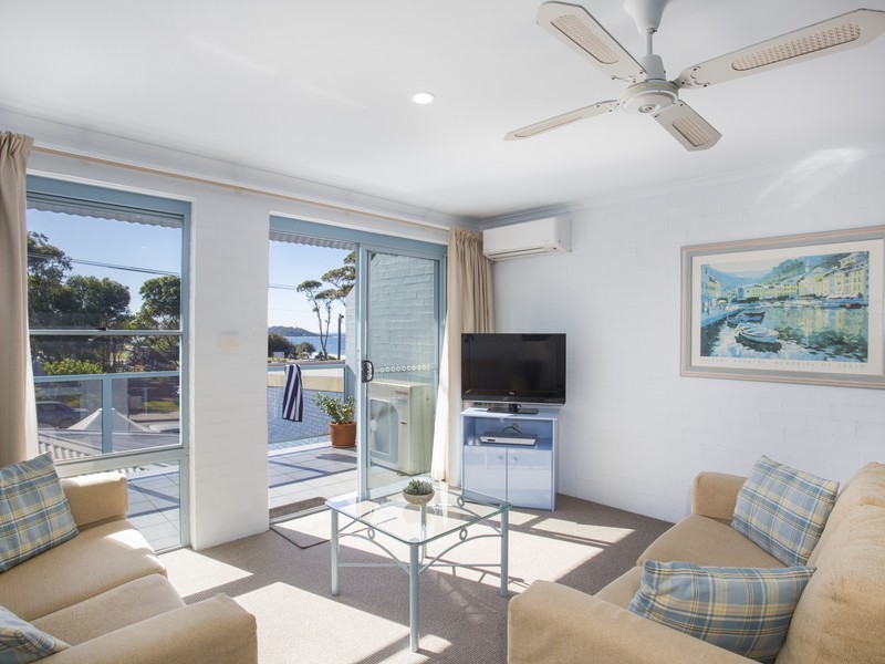 1/62 Ocean Street, Mollymook NSW 2539