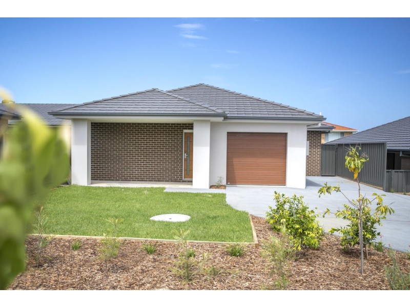 11 Cooyoyo Close, Ulladulla NSW 2539
