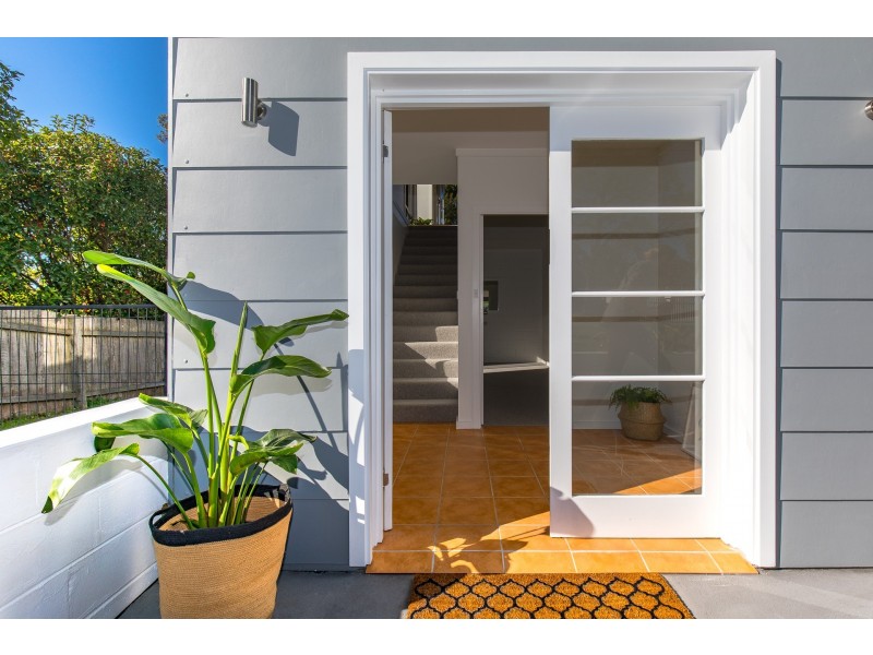 7 Driver Avenue, Mollymook NSW 2539