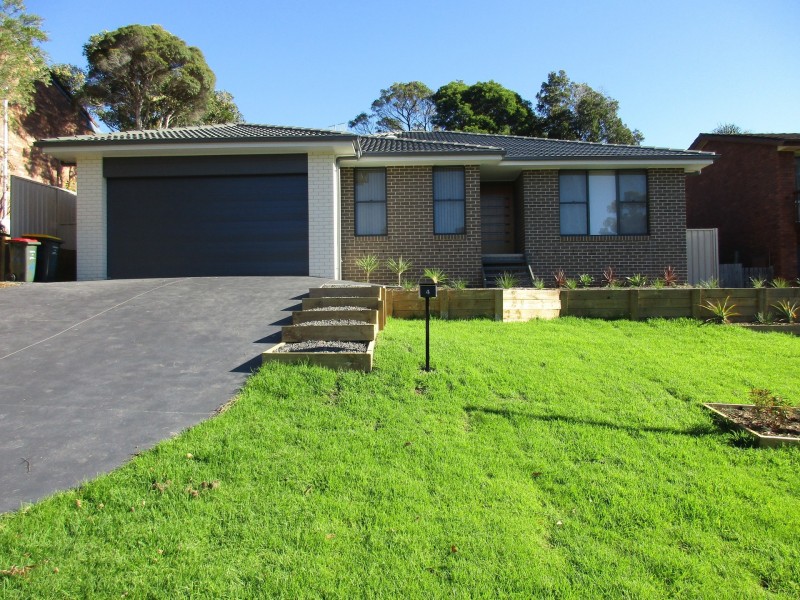 4 Aquarius Avenue, Narrawallee NSW 2539