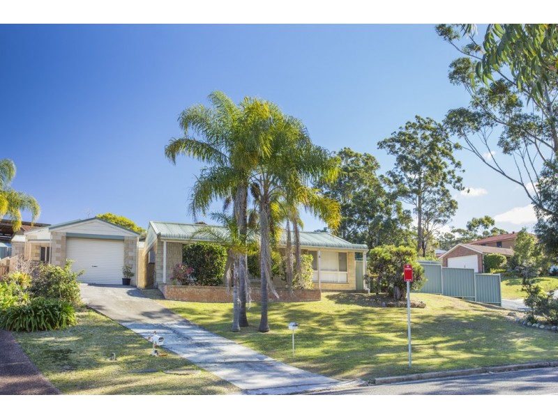 5 Gemini Way, Narrawallee NSW 2539