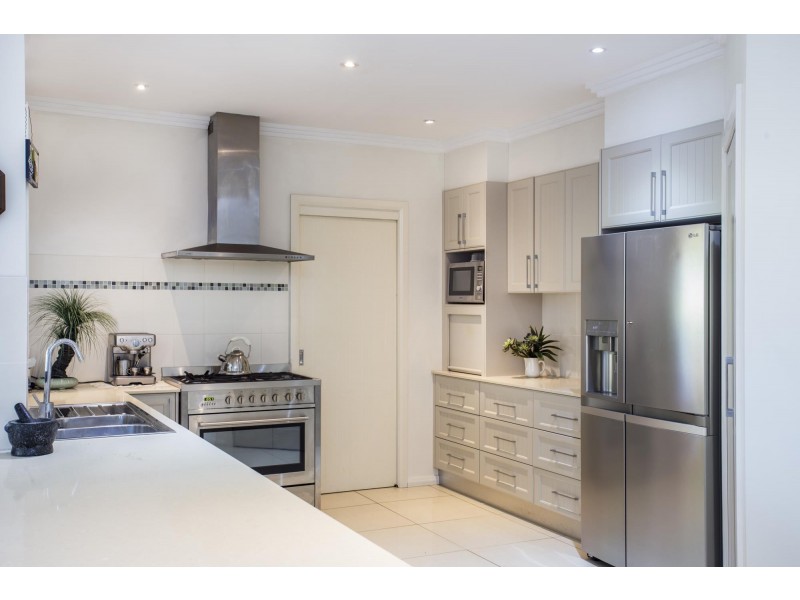 17 Bada Crescent, Burrill Lake NSW 2539