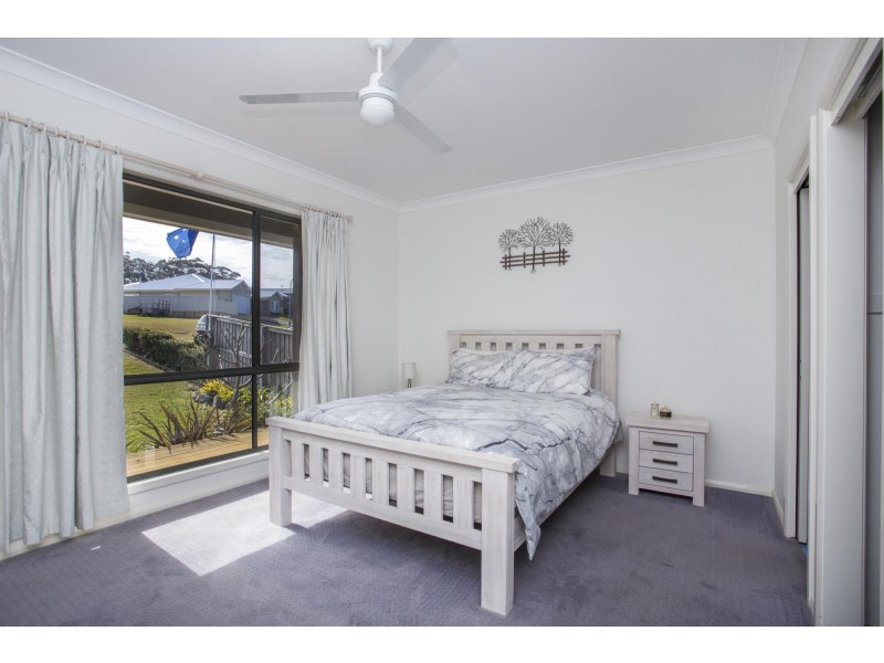 17 Bada Crescent, Burrill Lake NSW 2539
