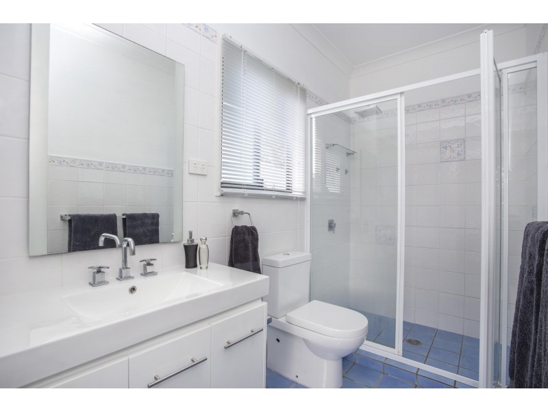 17 Bada Crescent, Burrill Lake NSW 2539