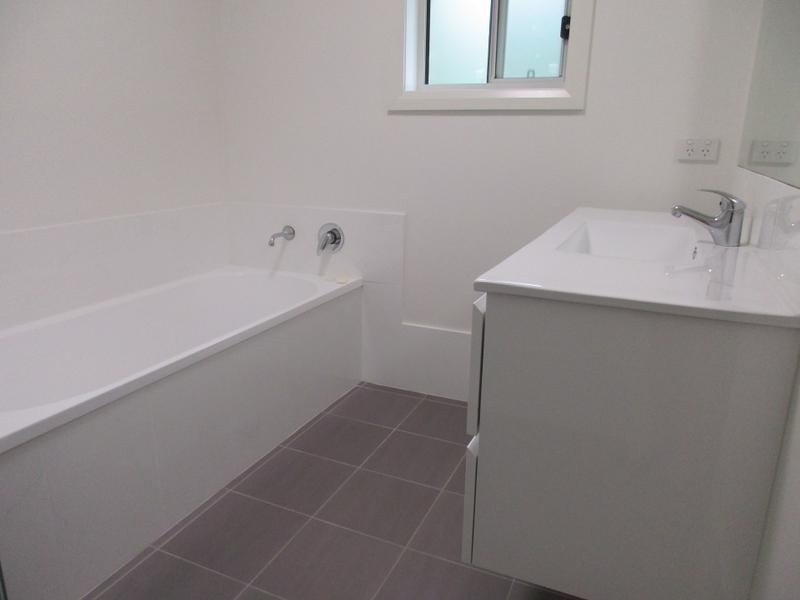 26 Scorpio Grove, Narrawallee NSW 2539