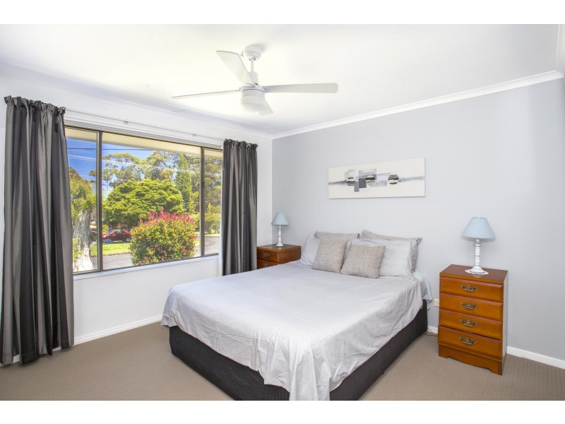 10 Driver Avenue, Mollymook NSW 2539