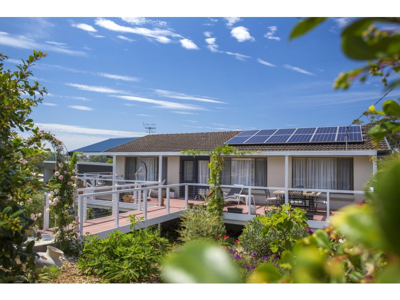 25 Bannister Head Road, Mollymook NSW 2539