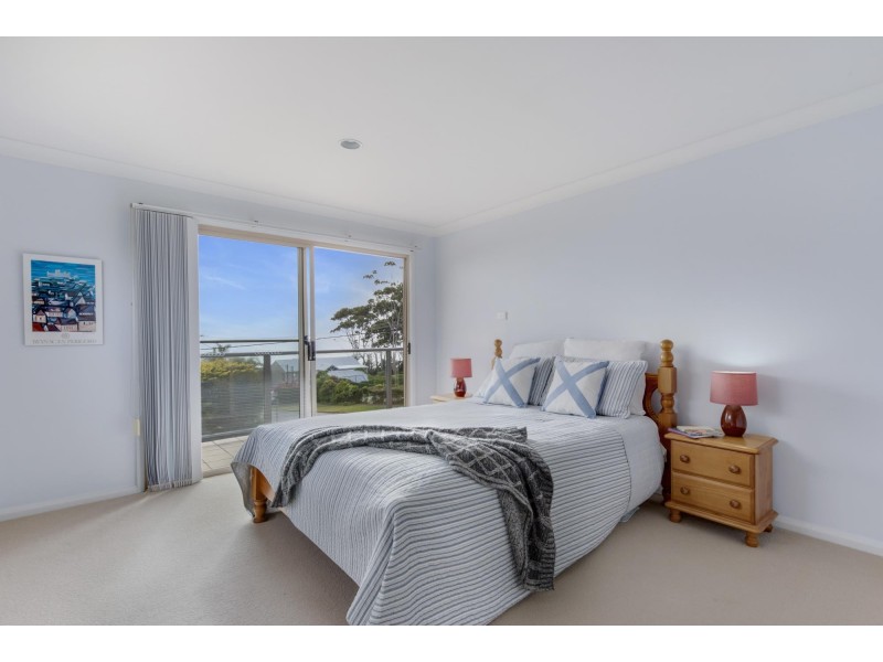 21 Booth Avenue, Narrawallee NSW 2539