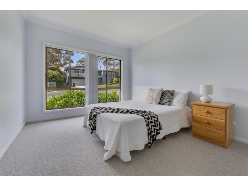 21 Booth Avenue, Narrawallee NSW 2539