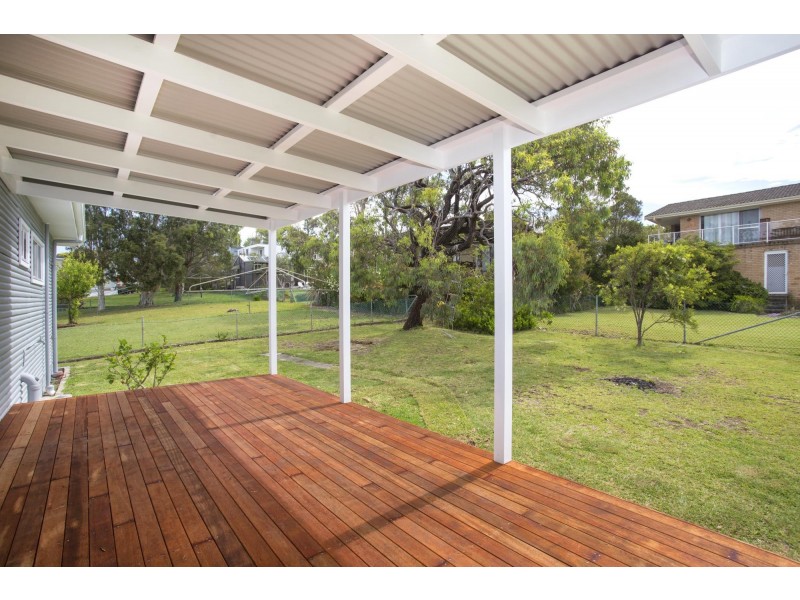 71 Mitchell Pde, Mollymook NSW 2539