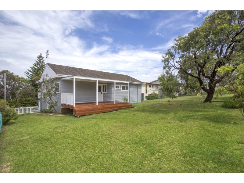 71 Mitchell Pde, Mollymook NSW 2539