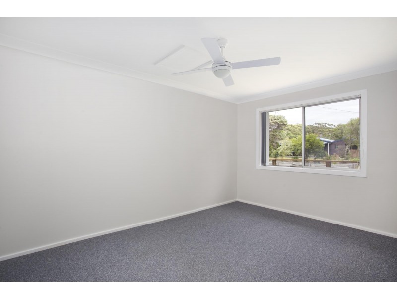 51 Mercury Drive, Lake Tabourie NSW 2539