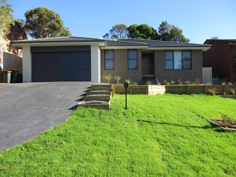 4 Aquarius Avenue, Narrawallee NSW 2539