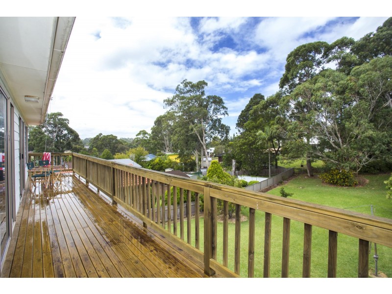 11 Treetops Crescent, Mollymook NSW 2539