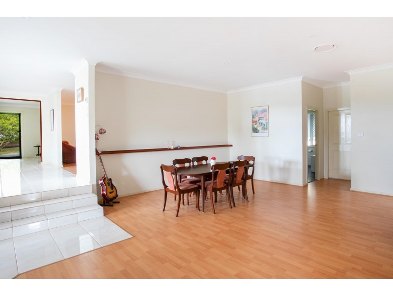 8 Everett Court, Mollymook Beach NSW 2539