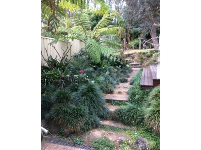 12 Molloy Street, Mollymook NSW 2539