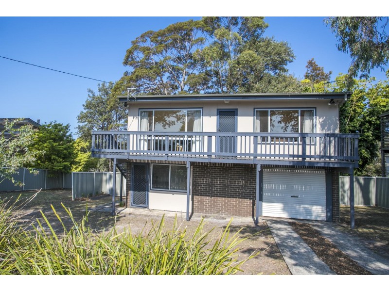 178 Matron Porter Drive, Mollymook NSW 2539