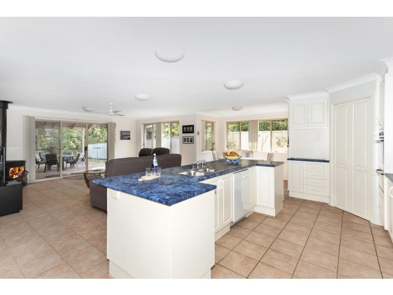 53 Bangalow Street, Narrawallee NSW 2539
