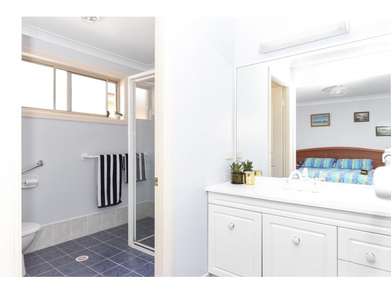 53 Bangalow Street, Narrawallee NSW 2539