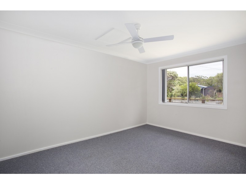 51 Mercury Drive, Lake Tabourie NSW 2539