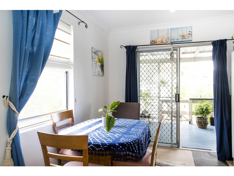 24 Bangalow Street, Narrawallee NSW 2539