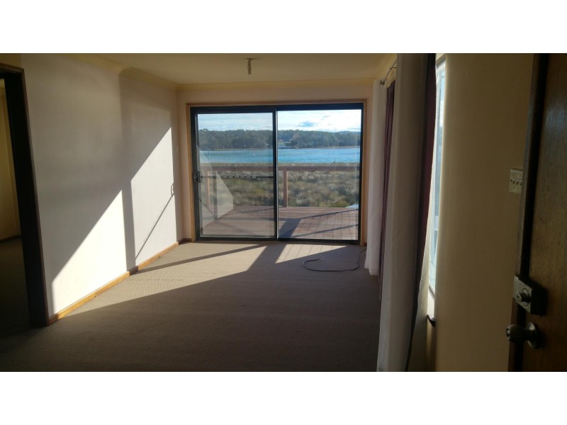 60 McDonald Parade, Burrill Lake NSW 2539