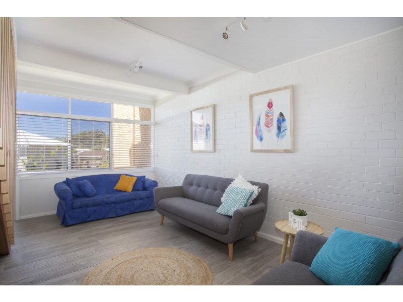 4/1 Ingold Avenue, Mollymook NSW 2539