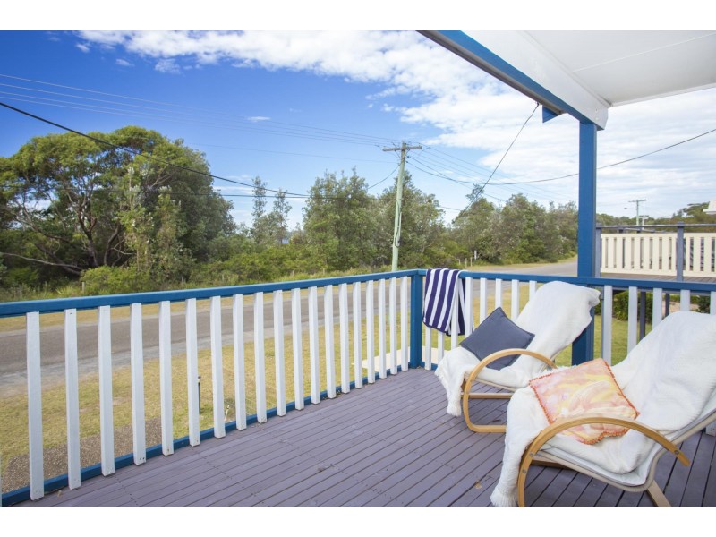 21 Matron Porter Drive, Narrawallee NSW 2539