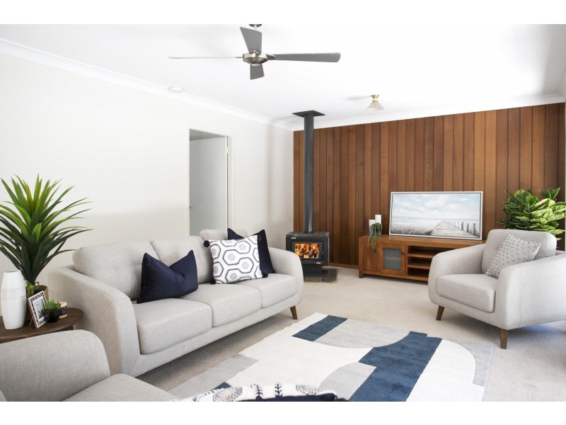 9 Ocean Street, Mollymook NSW 2539