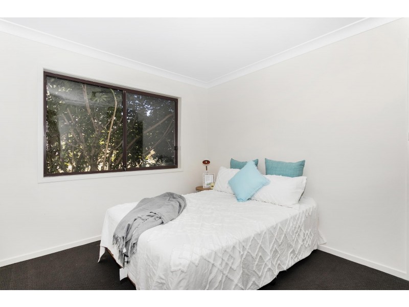 9 Ocean Street, Mollymook NSW 2539