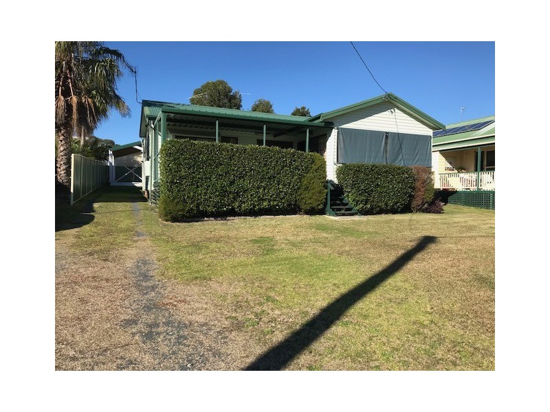 78 Princes Hwy, Lake Tabourie NSW 2539