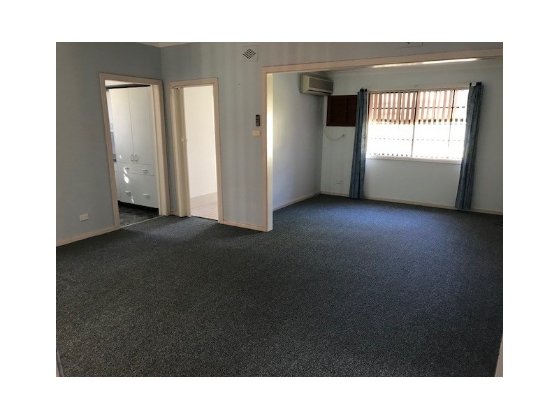 78 Princes Hwy, Lake Tabourie NSW 2539