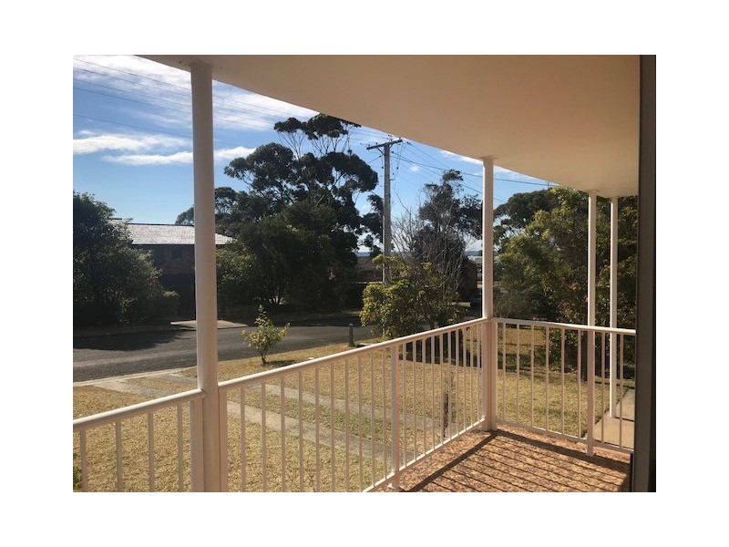 1/14 Wallace St, Mollymook NSW 2539